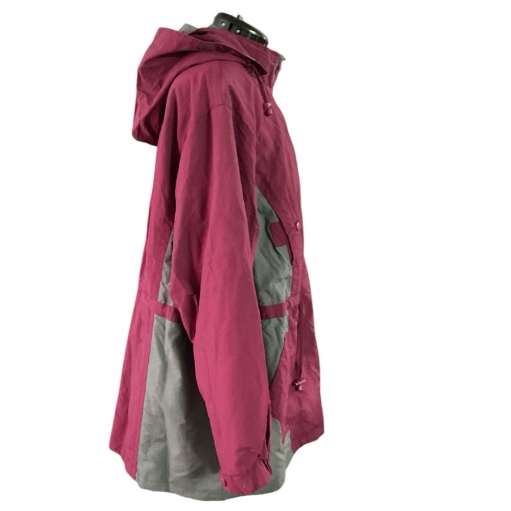🦄 NWOT Stylish Women's Maroon & Gray Raincoat P:31” L:34” (Sz 30/32 3X) - Picture 3 of 6
